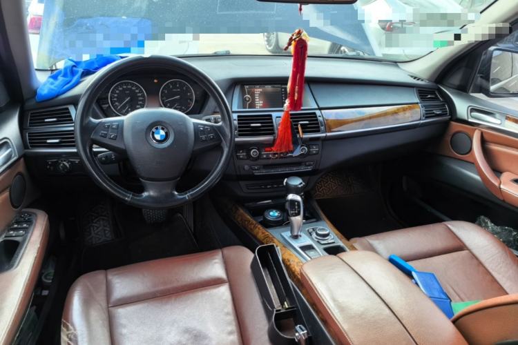 Used BMW X5 2013 xDrive35i Leading Model Center Console