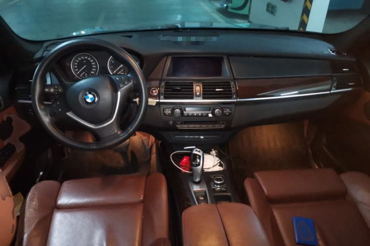 Used BMW X5 2013 xDrive35i Luxury Edition Center Console