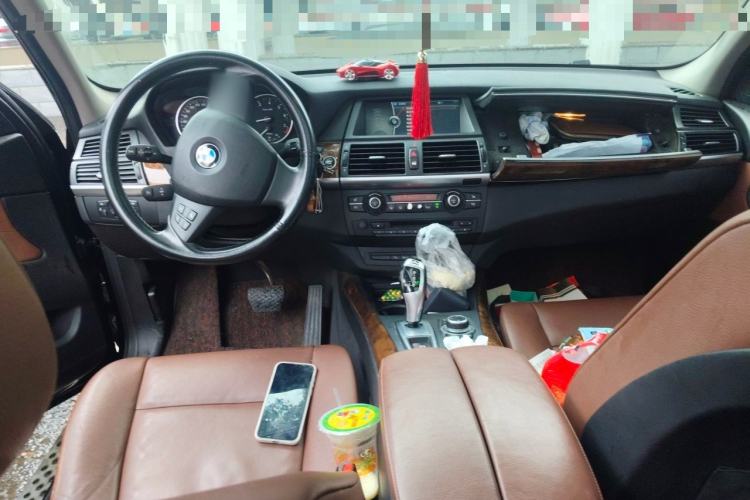 Used BMW X5 2013 xDrive35i Leading Model Center Console
