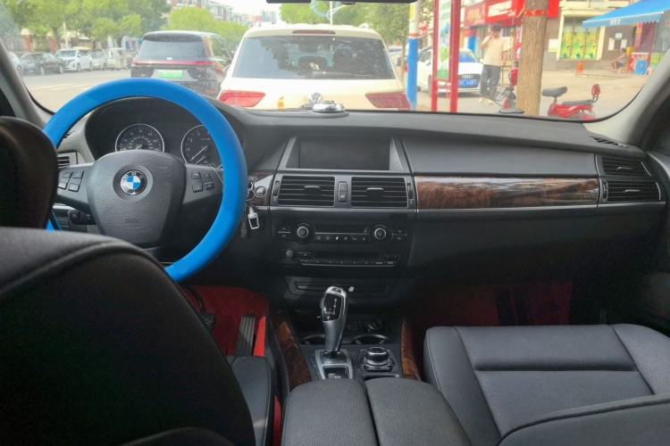 Used BMW X5 2013 xDrive35i Leading Model Center Console