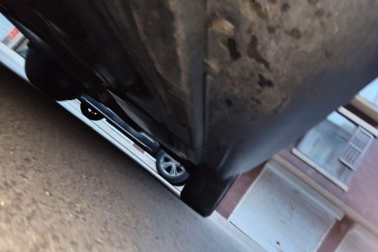 Used BMW X5 2013 xDrive35i Leading Model Chassis Front Left