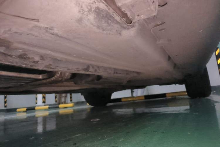 Used BMW X5 2013 xDrive35i U.S. specification Chassis Front Left