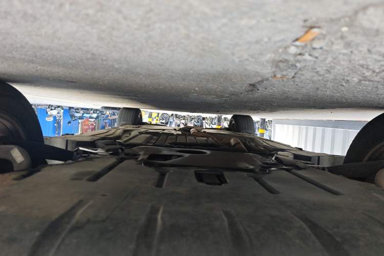 Used BMW X5 2013 xDrive35i U.S. specification Chassis Front