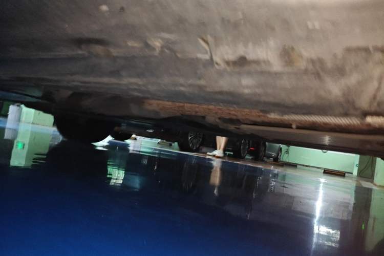 Used BMW X5  Chassis Front Right