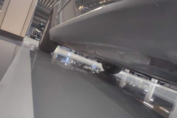 Used BMW X5 2013 xDrive35i Luxury Edition Chassis Rear Left