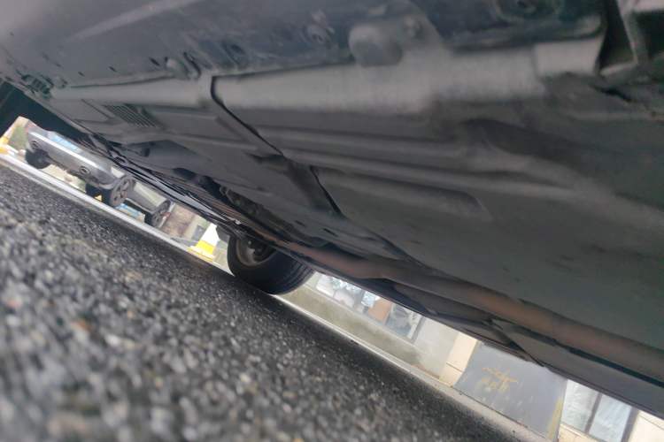 Used BMW X5 2013 xDrive35i Luxury Edition Chassis Rear Left