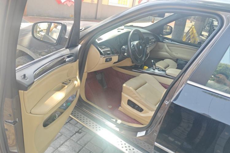 Used BMW X5 2013 xDrive35i Luxury Edition Driver Seat