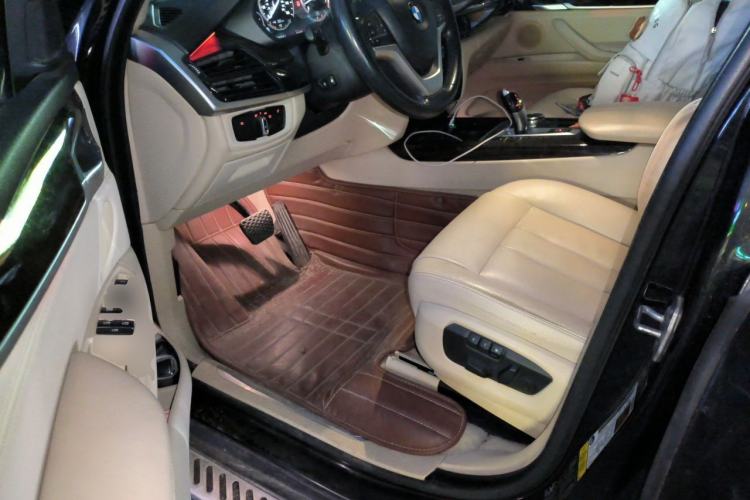 Used BMW X5  Driver Seat
