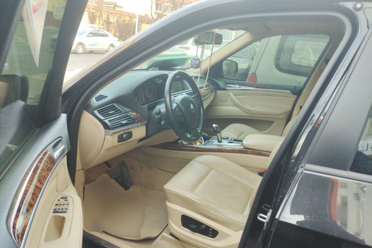 Used BMW X5 2013 xDrive35i Leading Model Driver Seat