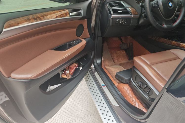 Used BMW X5 2013 xDrive35i Luxury Model Driver Seat