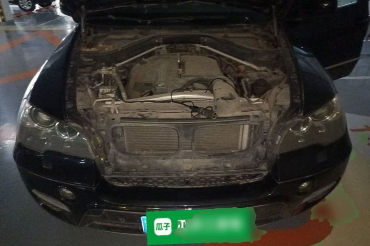 Used BMW X5 2013 xDrive35i Leading Model Engine Bay