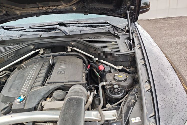 Used BMW X5 2013 xDrive35i Leading Model Engine Bay Left