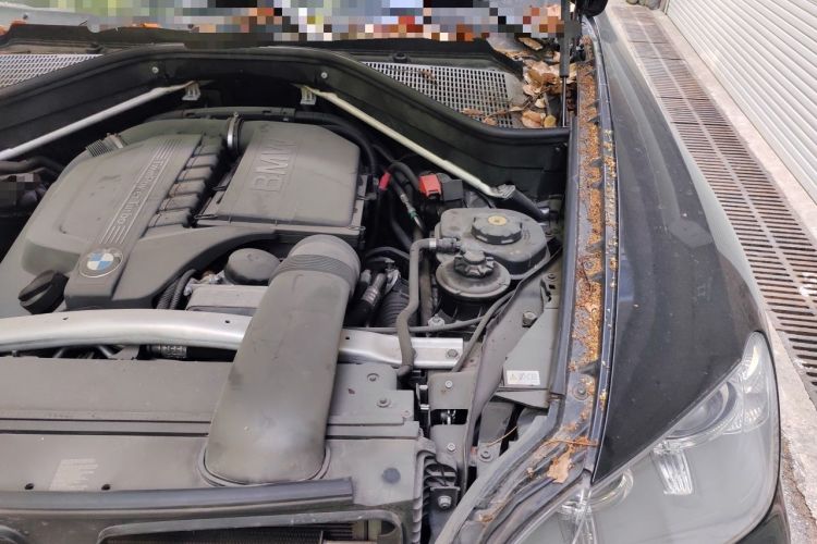 Used BMW X5 2013 xDrive35i Leading Model Engine Bay Left