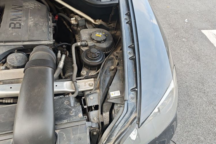 Used BMW X5 2013 xDrive35i Leading Model Engine Bay Left