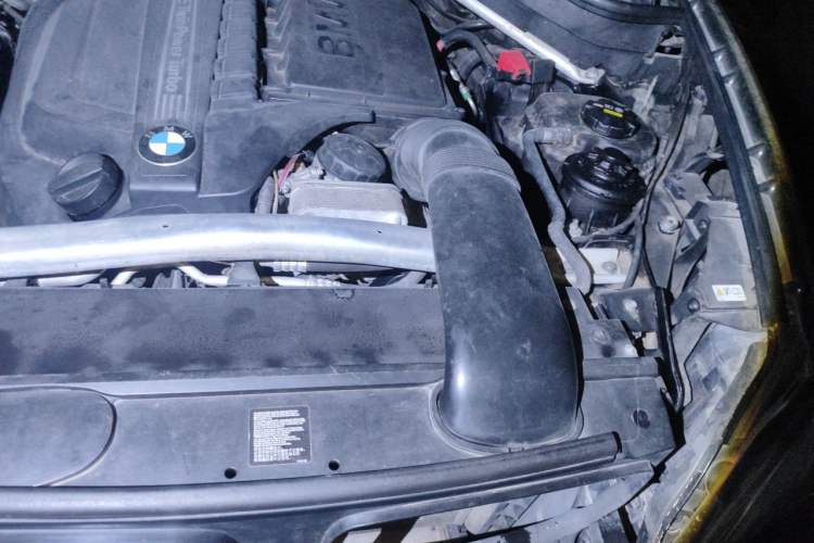 Used BMW X5 2013 xDrive35i Leading Model Engine Bay Left