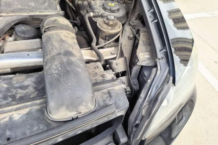 Used BMW X5 2013 xDrive35i Leading Model Engine Bay Left