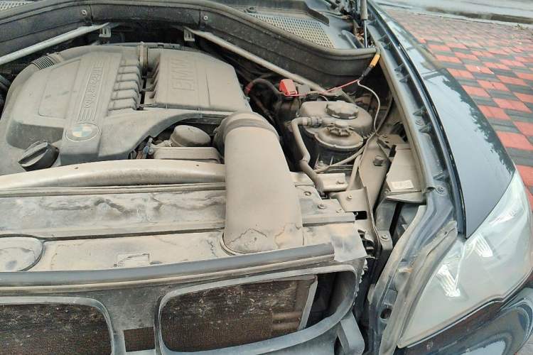 Used BMW X5  Engine Bay Left