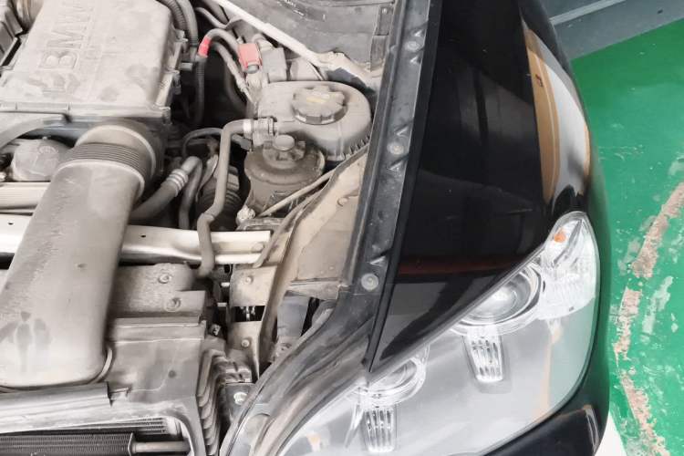 Used BMW X5  Engine Bay Left