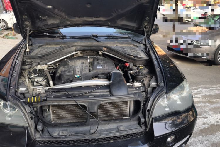 Used BMW X5 2013 xDrive35i Leading Model Engine Bay Left