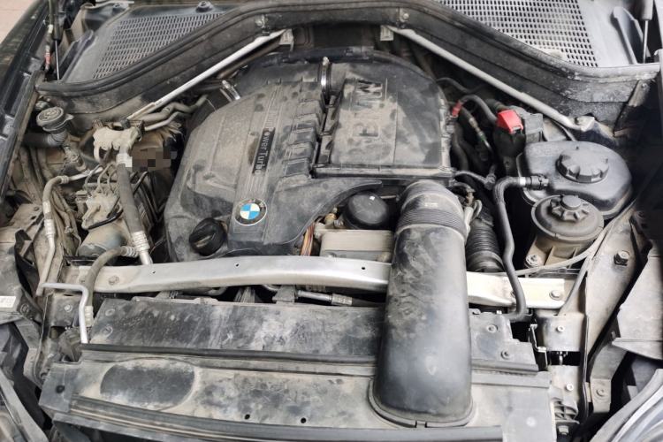 Used BMW X5 2013 xDrive35i Luxury Model Engine Bay