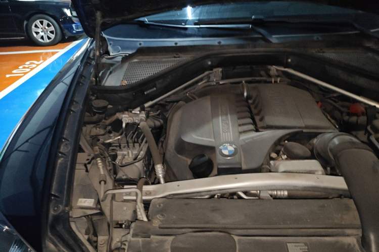 Used BMW X5  Engine Bay Right