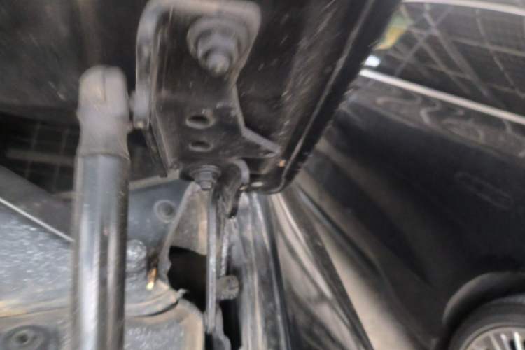 Used BMW X5 2013 xDrive35i Leading Model Engine Bay Right