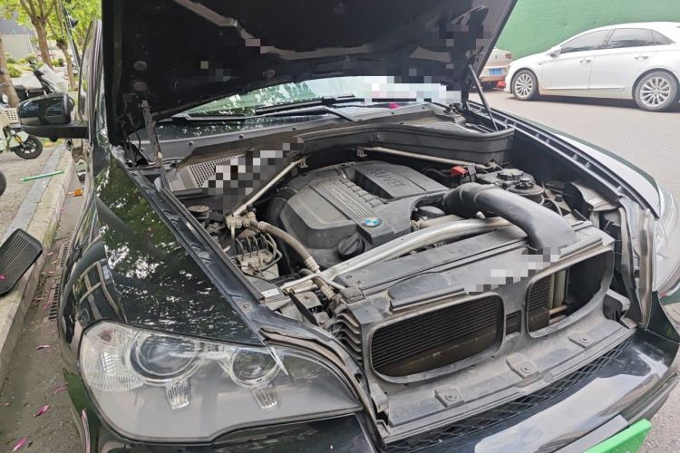 Used BMW X5 2013 xDrive35i Leading Model Engine Bay Right