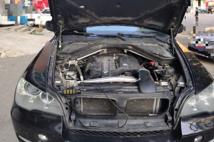 Used BMW X5 2013 xDrive35i Leading Model Engine Bay Right