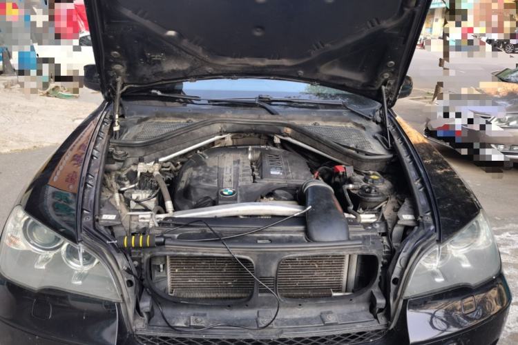 Used BMW X5 2013 xDrive35i Leading Model Engine Bay