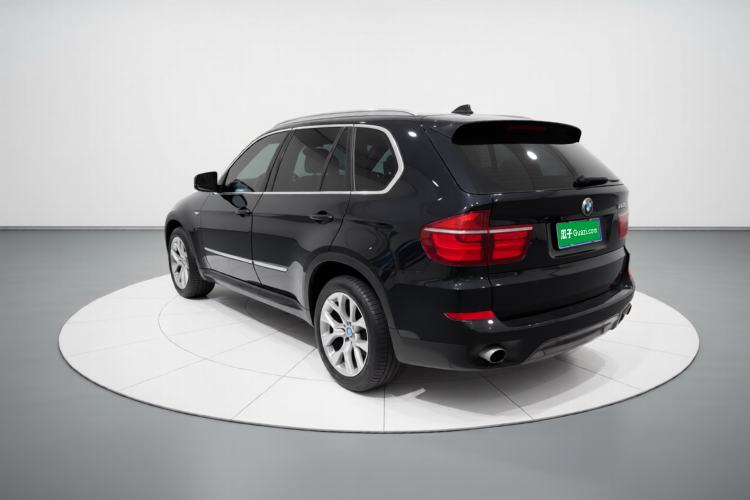 Used BMW X5 2013 xDrive35i Leading Model Exterior 2