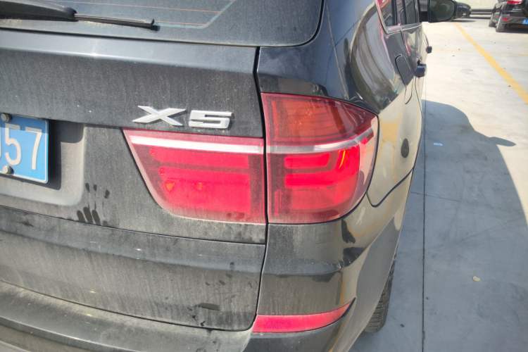 Used BMW X5 2013 xDrive35i Leading Model Exterior 3