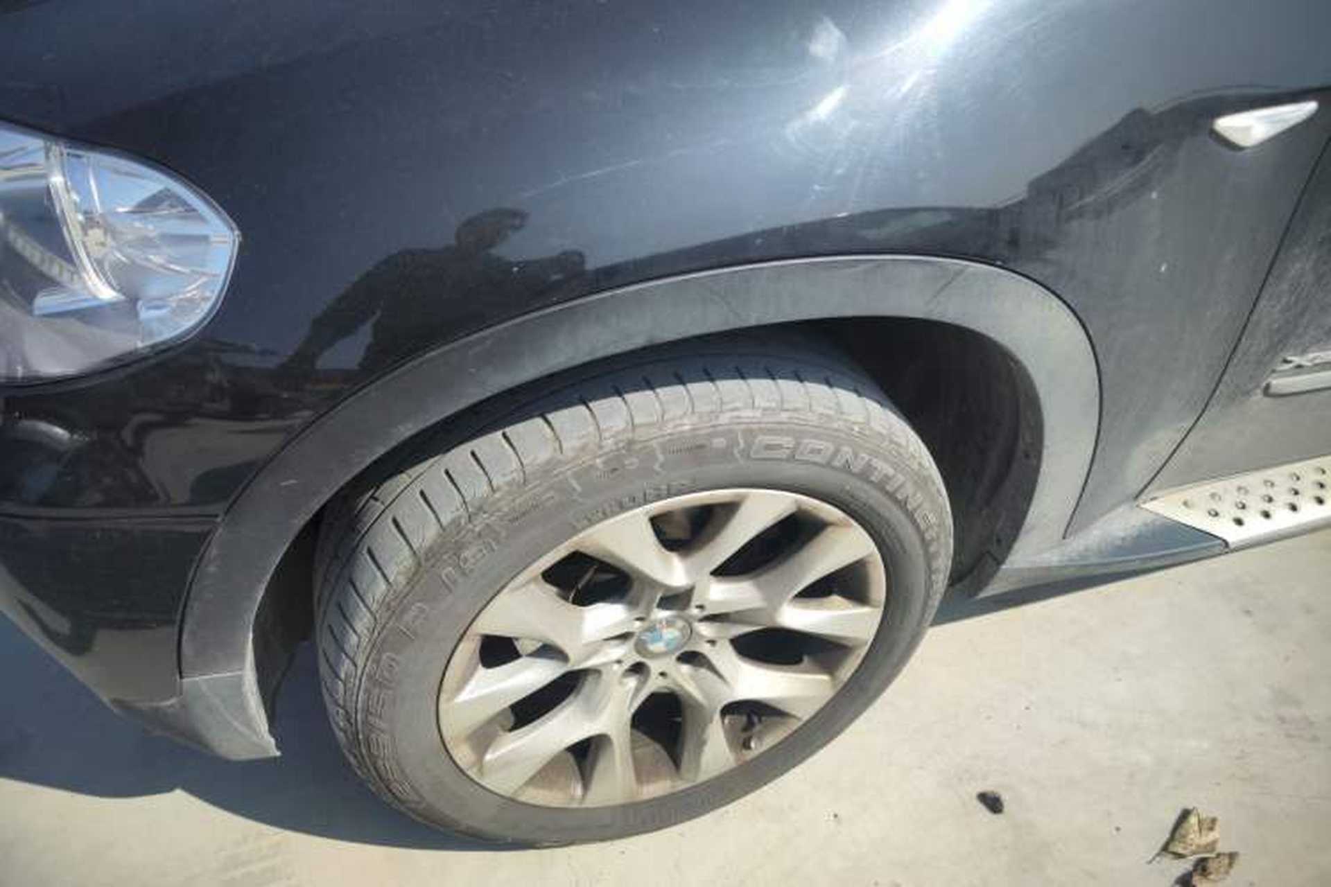 Used BMW X5 2013 xDrive35i Leading Model Exterior 4