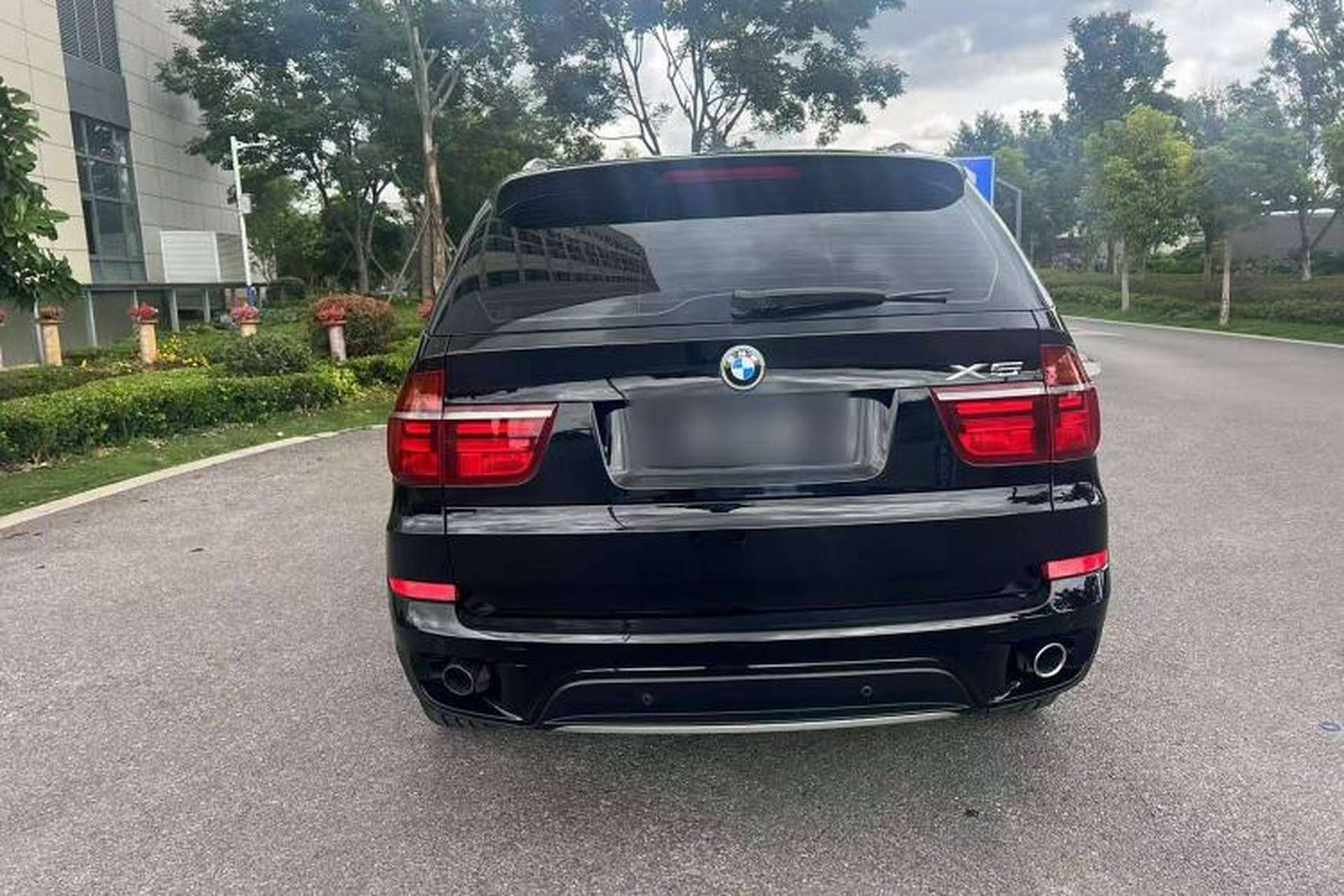 Used BMW X5 2013 xDrive35i Middle East version Exterior 6