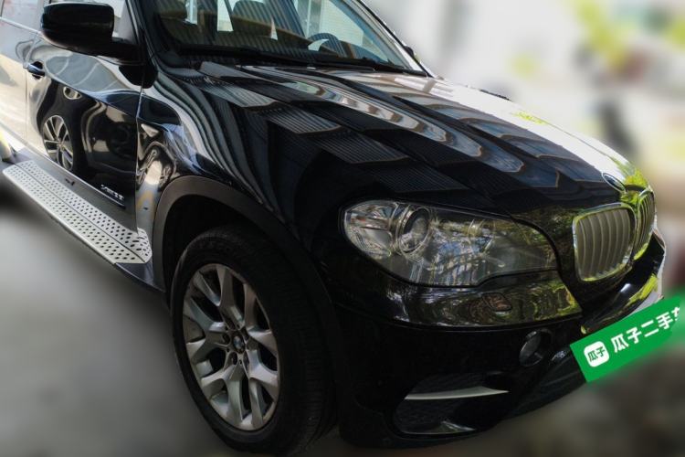 Used BMW X5 2013 xDrive35i Leading Model Front Right 45 Deg
