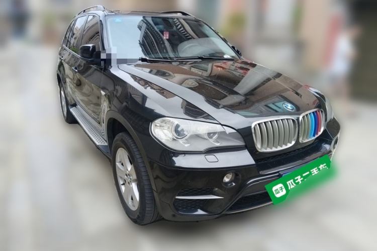 Used BMW X5 2013 xDrive35i Leading Model Front Right 45 Deg