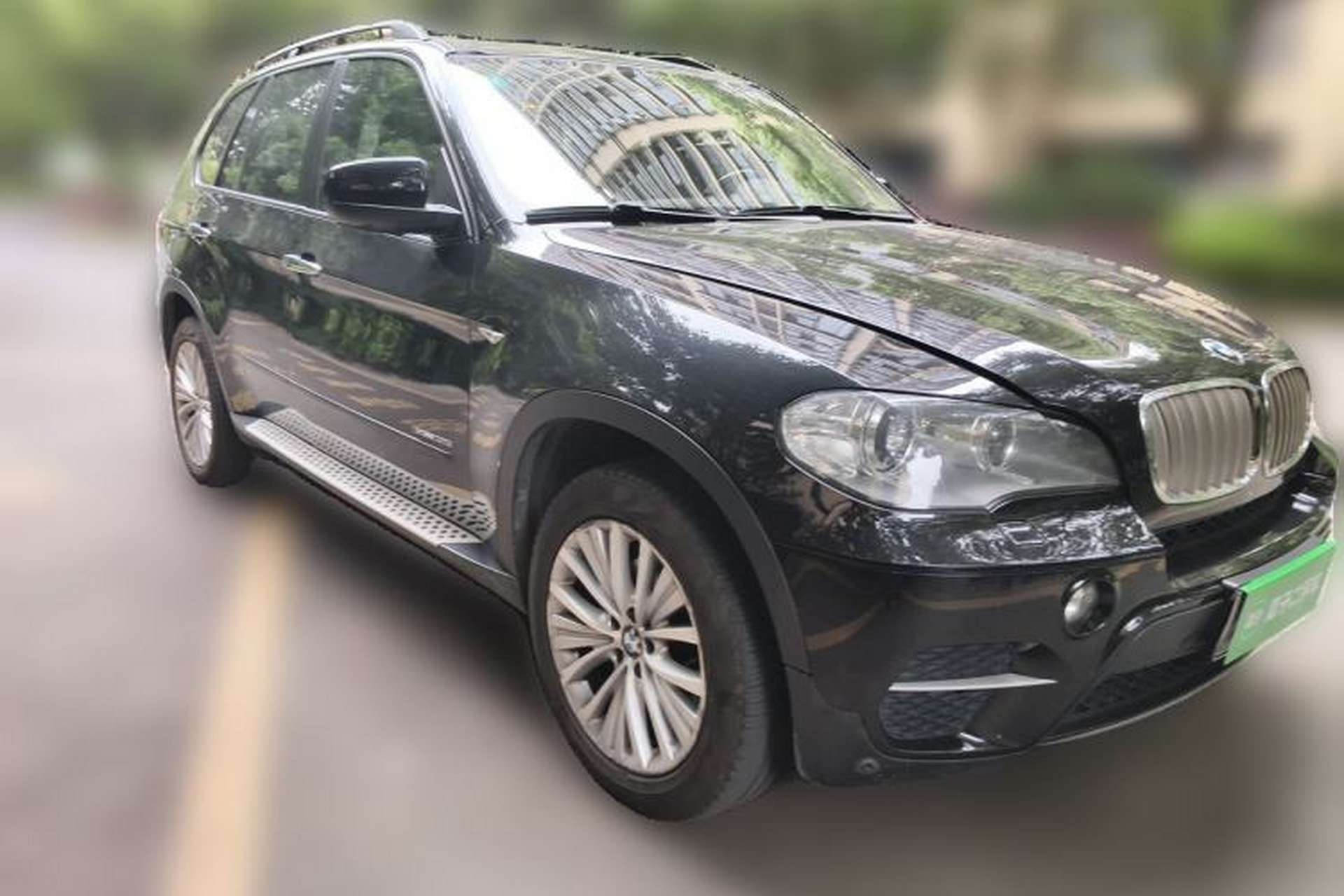 Used BMW X5 2013 xDrive35i Leading Model Front Right 45 Deg