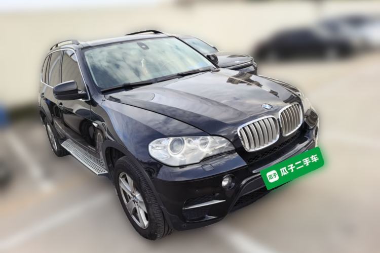 Used BMW X5 2013 xDrive35i Leading Model Front Right 45 Deg