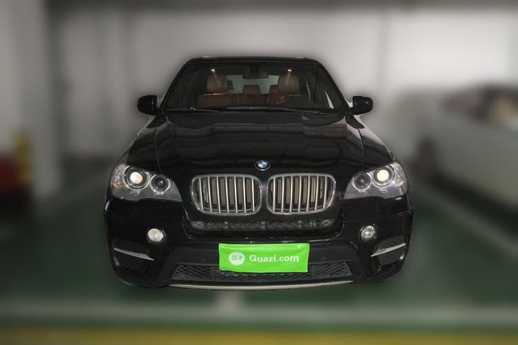 Used BMW X5 2013 xDrive35i Leading Model Front