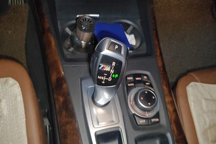 Used BMW X5  Gear Lever