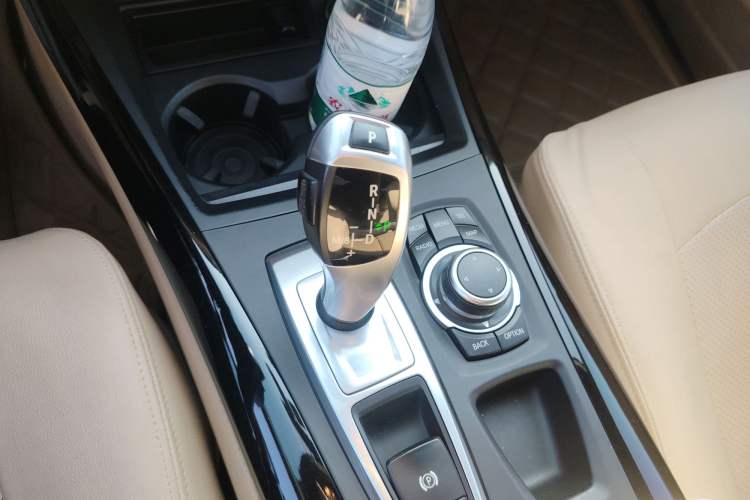 Used BMW X5 2013 xDrive40i Gear Lever