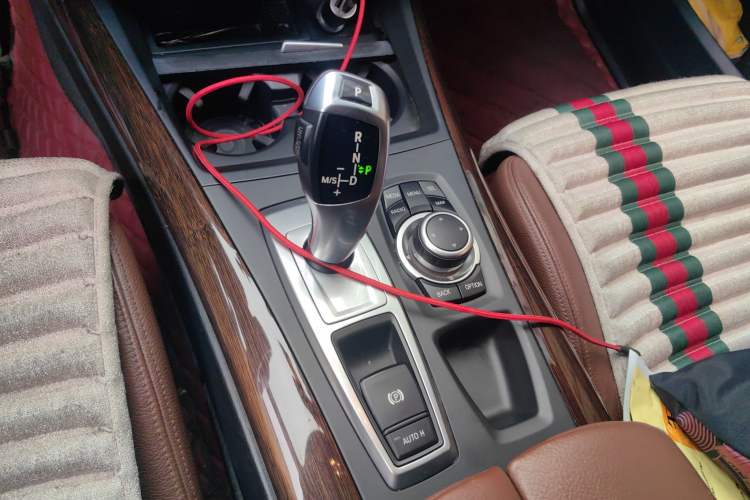 Used BMW X5 2013 xDrive35i Luxury Edition Gear Lever