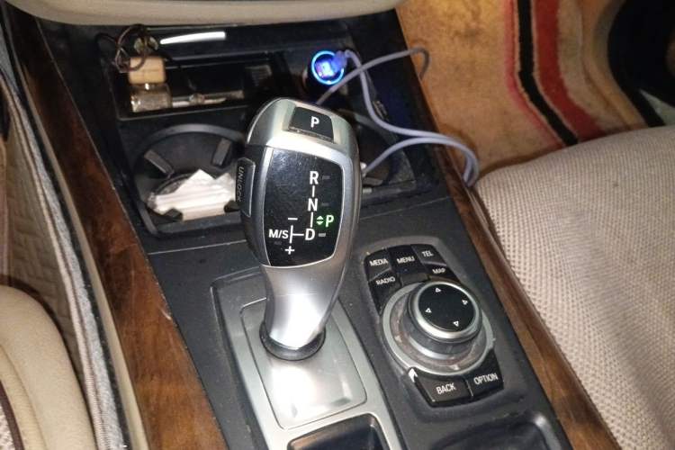 Used BMW X5 2013 xDrive35i Luxury Model Gear Lever