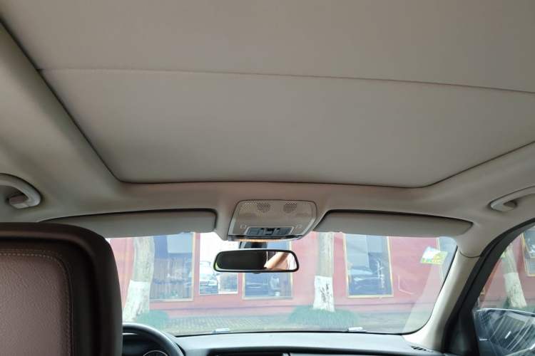 Used BMW X5 2013 xDrive35i Leading Model Headliner
