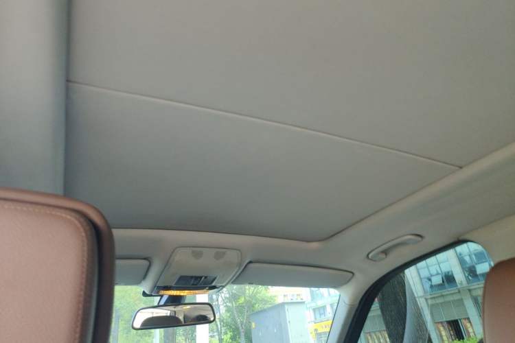 Used BMW X5 2013 xDrive35i Leading Model Headliner