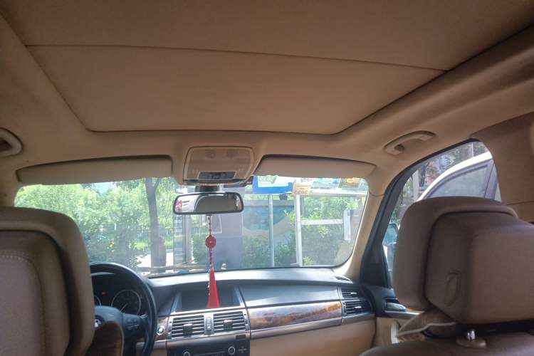 Used BMW X5 2013 xDrive35i Leading Model Headliner