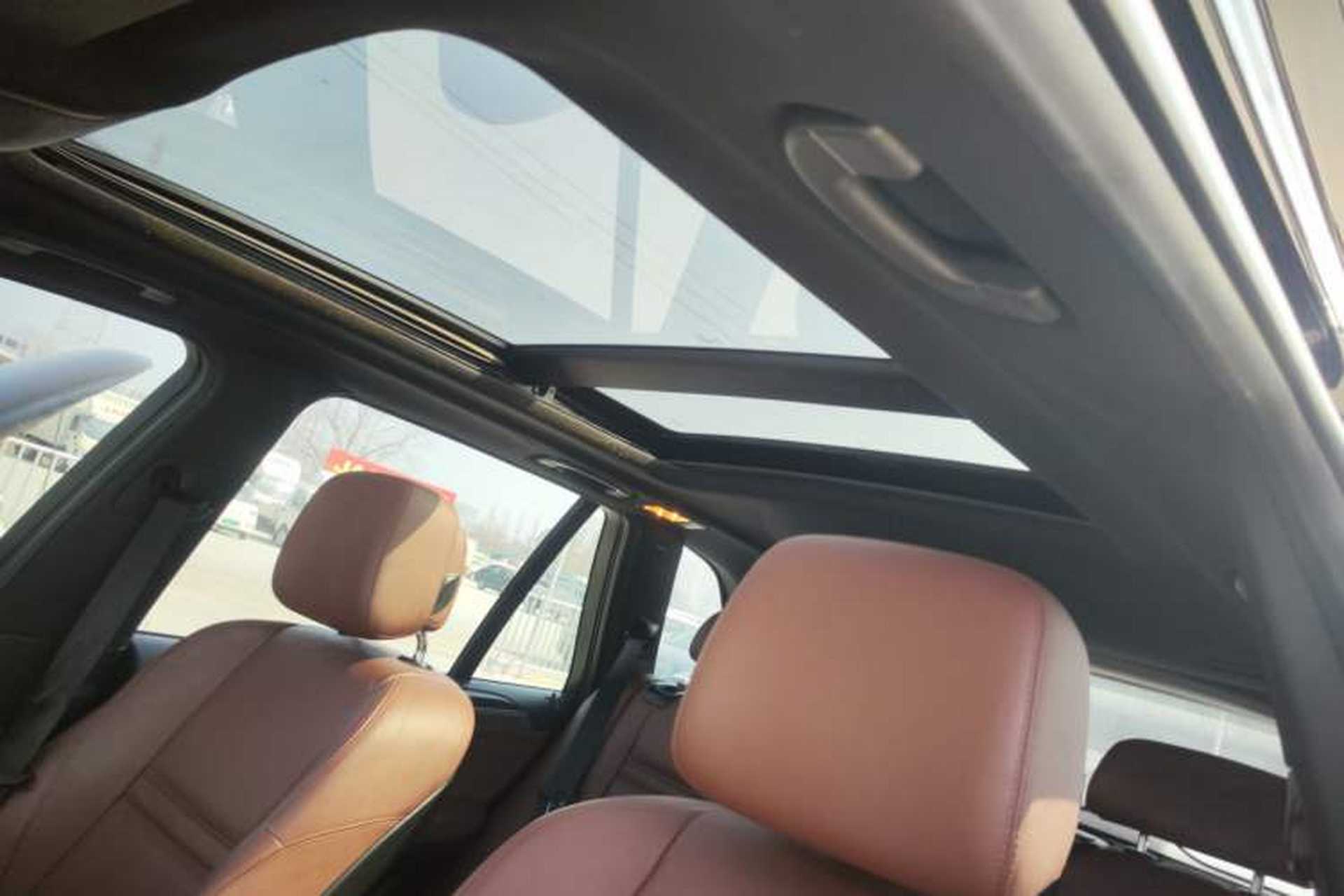 Used BMW X5 2013 xDrive35i Leading Model Headliner