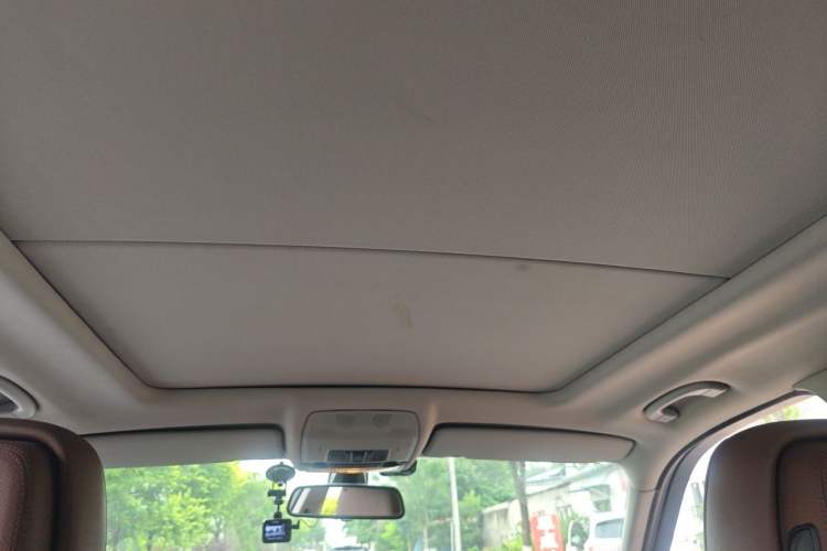 Used BMW X5 2013 xDrive35i Leading Model Headliner