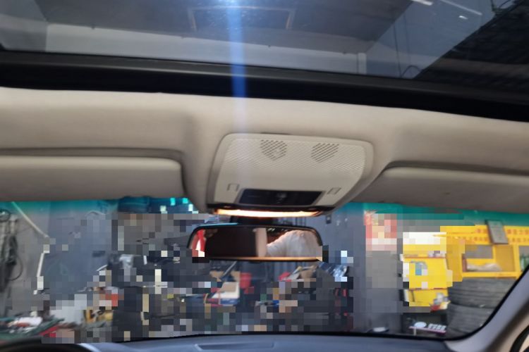 Used BMW X5 2013 xDrive35i Leading Model Headliner