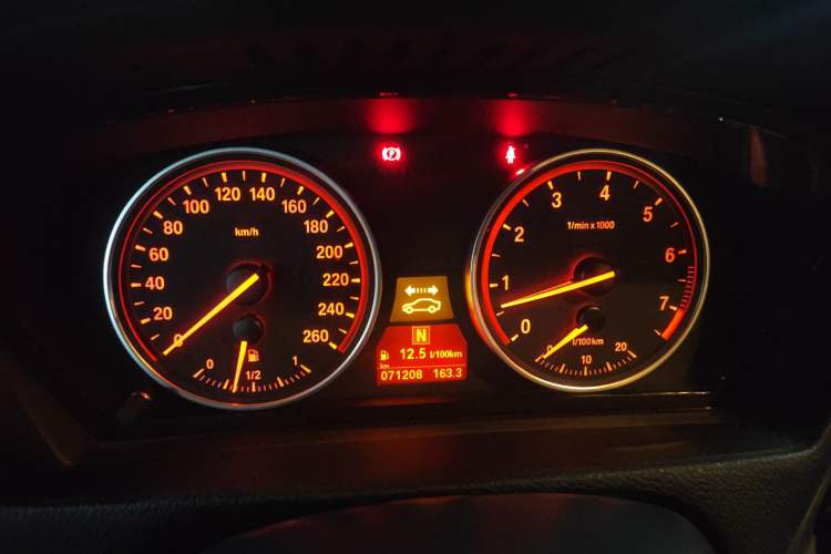 Used BMW X5 2013 xDrive35i Luxury Edition Instrument Cluster