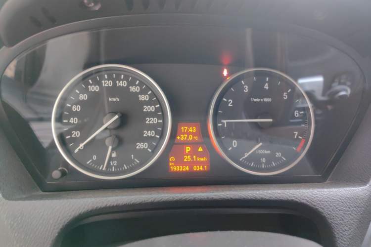 Used BMW X5 2013 xDrive35i Luxury Model Instrument Cluster
